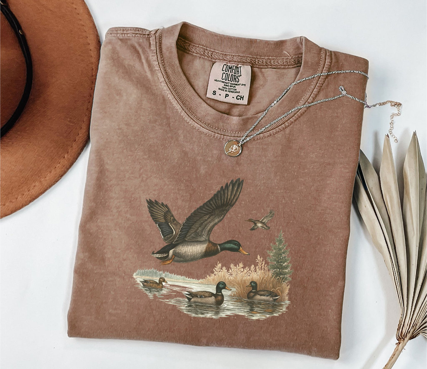 Vintage Duck Scene Outdoor Tee – Comfort Colors 1717