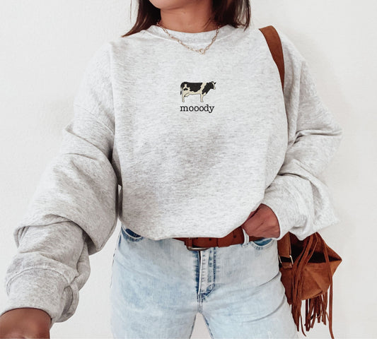 Mooody Cow Graphic Sweatshirt – Gildan 18000