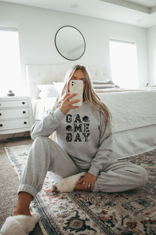 Game Day Football Sweatshirt – Retro Gameday Crewneck